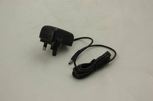 插墙式12V1.5A榨汁机电源适配器厂家